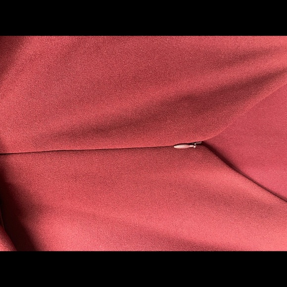 BETSY & ADAM Maroon Sleeveless Full-Length Ruffled Bow Dress Size 6 | EUC - Picture 7 of 13